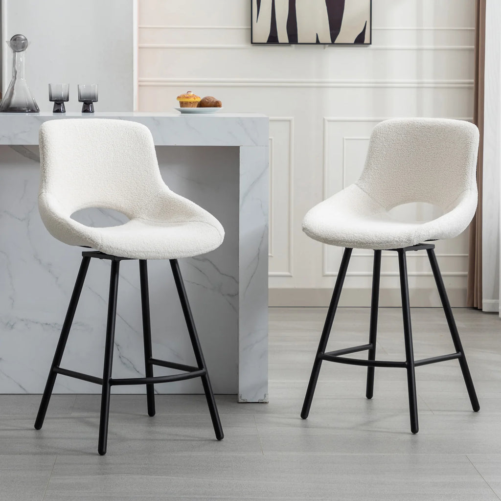 What makes a bar stool comfortable